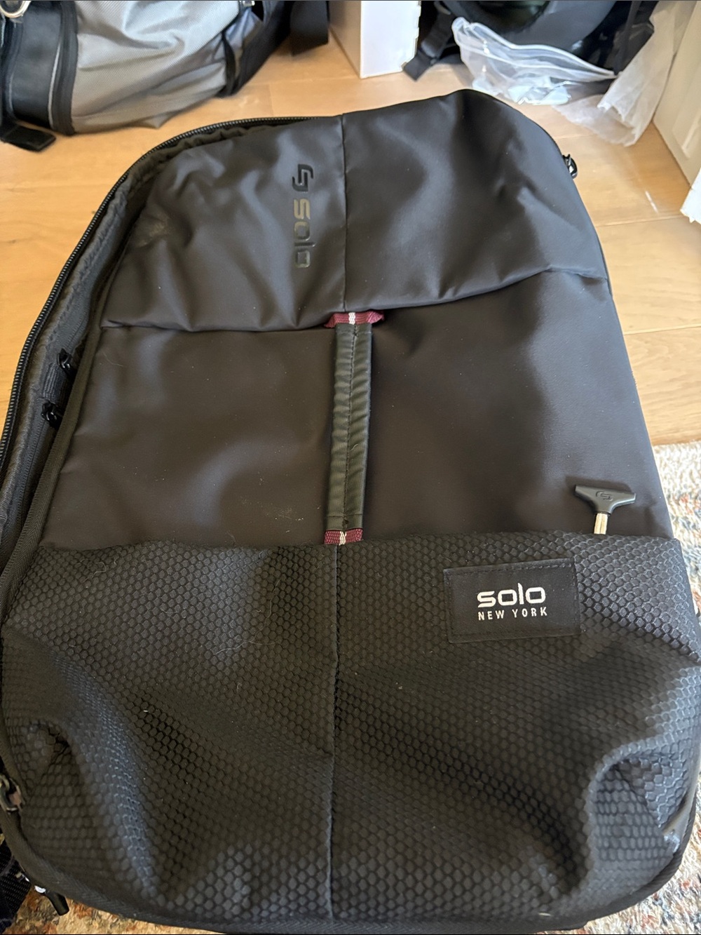 Solo Black Men's Backpack - Sleek Urban Carry